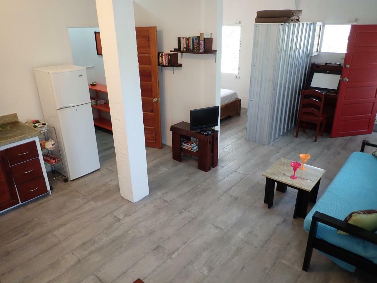Simberts Apartments Maya Beach المظهر الخارجي الصورة